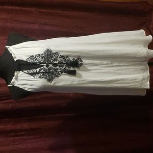 Forever 21 top or dress size medium